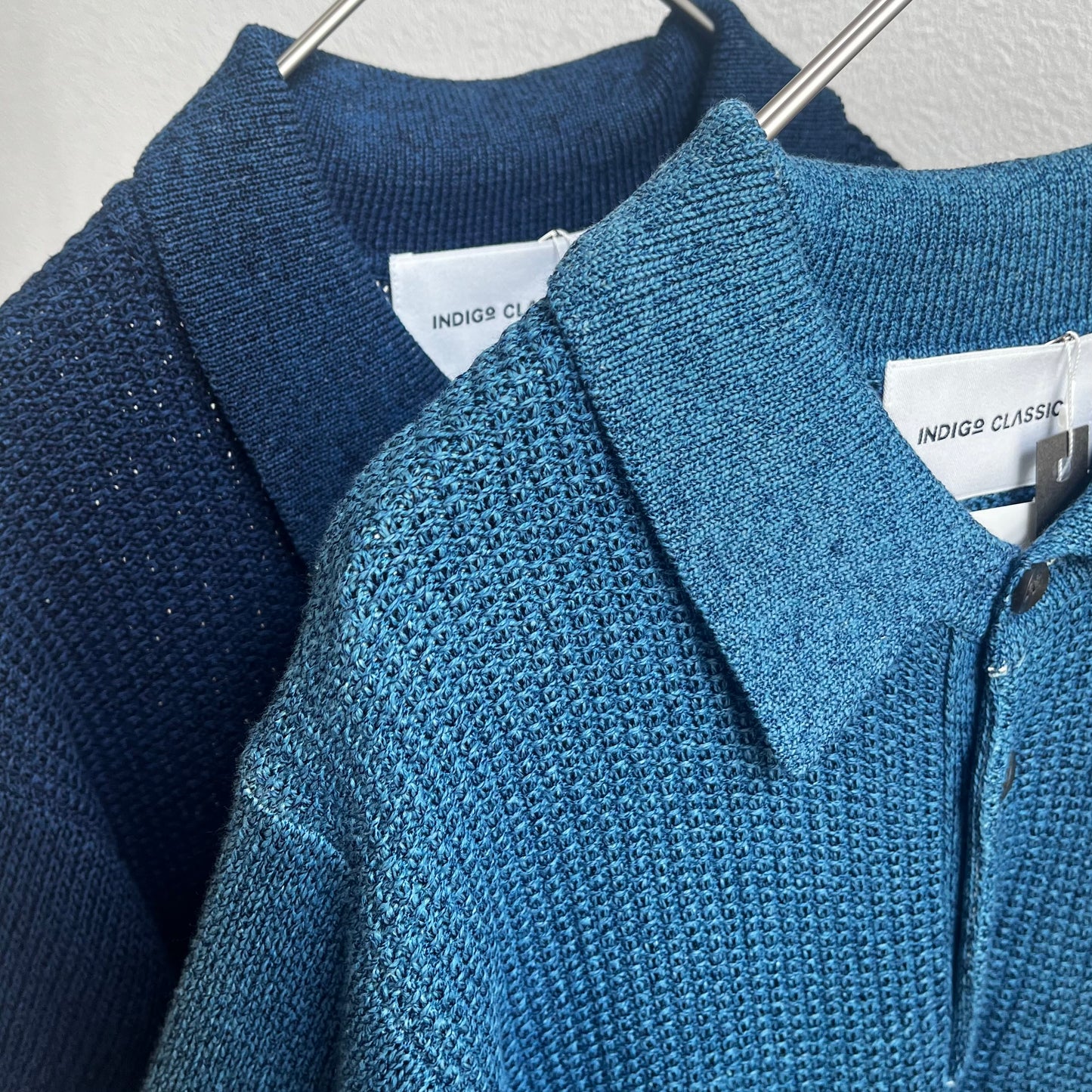 INDIGO CLASSIC × Rinascente 天然藍染 和紙ニットポロシャツ Washi Polo LightカラーとDeepカラーの2色比較写真