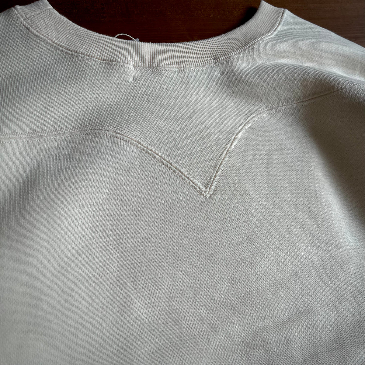 ASEEDONCLOUD okunensha sweatshirt (品番:262801) アイボリー・背面首元ディテールの馬柄パッチワークキルトスウェットシャツ