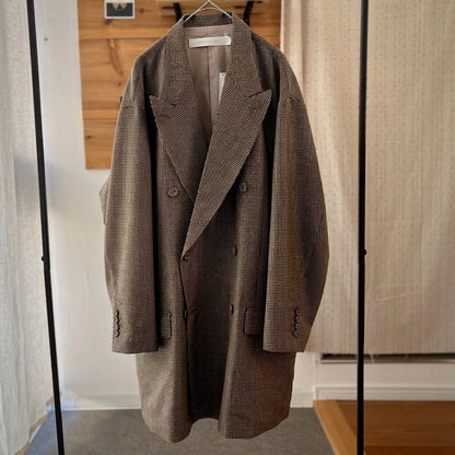 【ASEEDONCLÖUD】Railway uniform coat（品番: 262101 / グレイッシュベージュ）全体正面シルエット