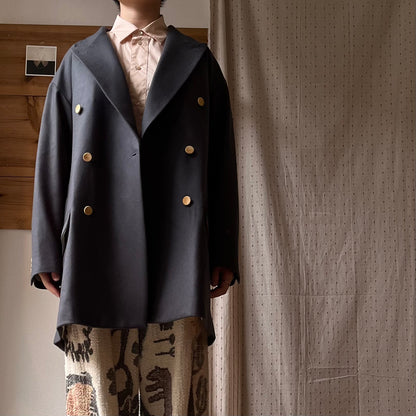 【ASEEDONCLÖUD】Railway uniform coat（品番: 262102 / グレー・メルトン）全体正面の着用コーディネート