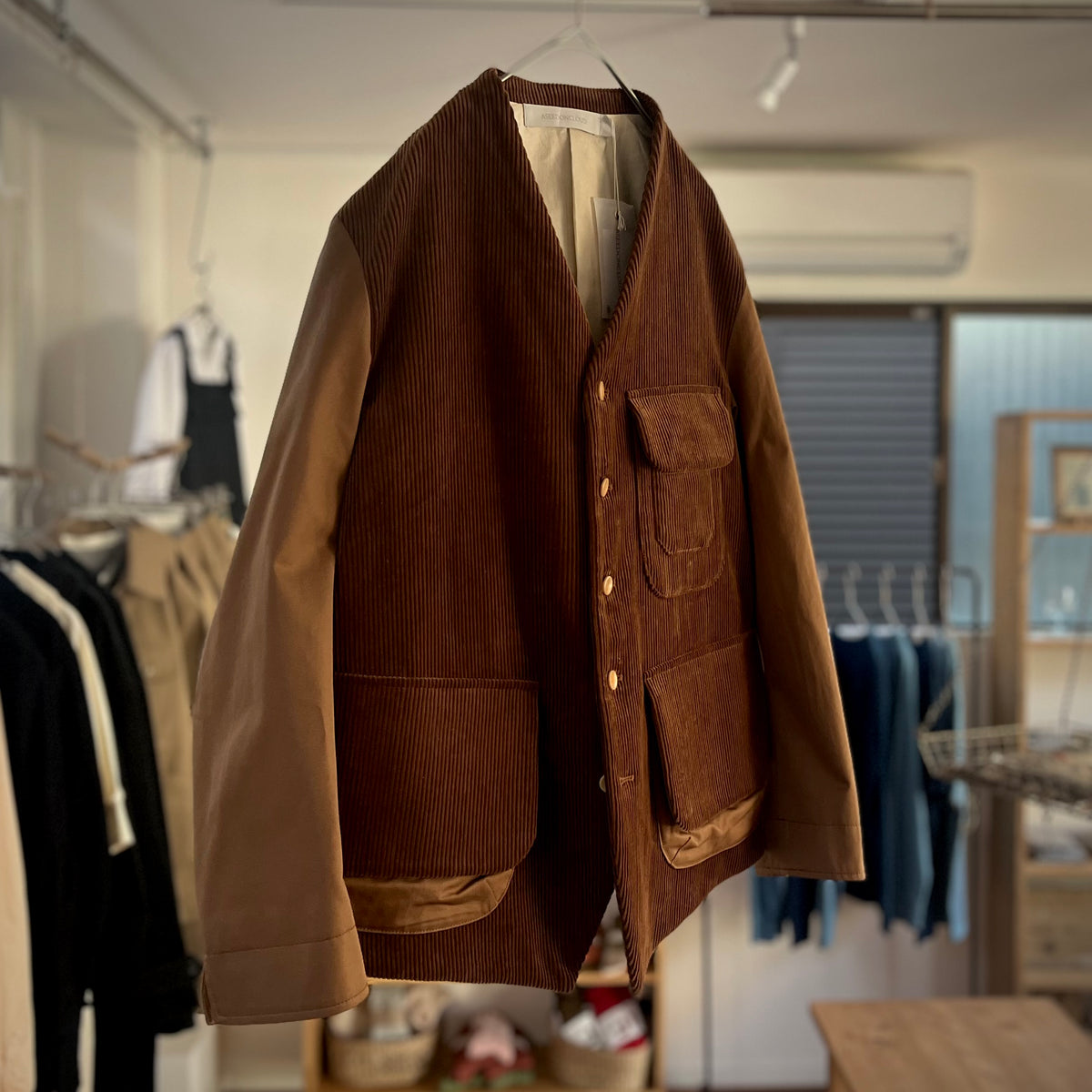 【ASEEDONCLÖUD】レイルウェイユニフォームジャケット Brown｜8Wコーデュロイ×ギャバジン 日本製 262202 全体正面画像